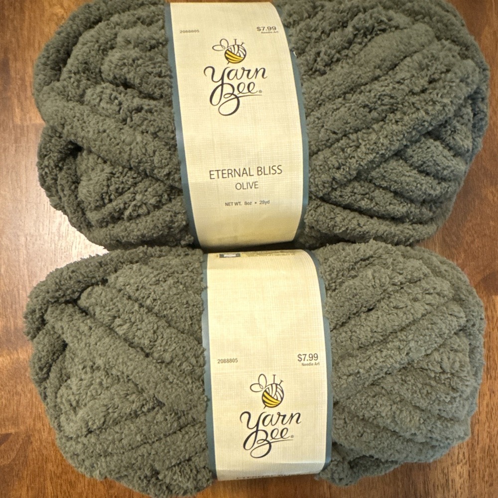 Yarn Bee Eternal Bliss Lot of 2 Olive Jumbo Chenille Yarn Skeins 8oz 28yd